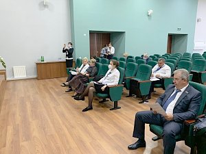 Крымский парламент выступил за предоставление детям медицинских работников приоритетного права на места в детских садах