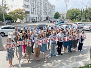 Сотрудники государственной телерадиокомпании поддержали акцию «Севастополь за трезвое вождение»