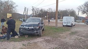 Ребенок погиб в Симферопольском районе под колесами выехавшего на тротуар авто